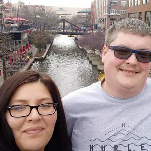 Meet your Posher, Elizabeth